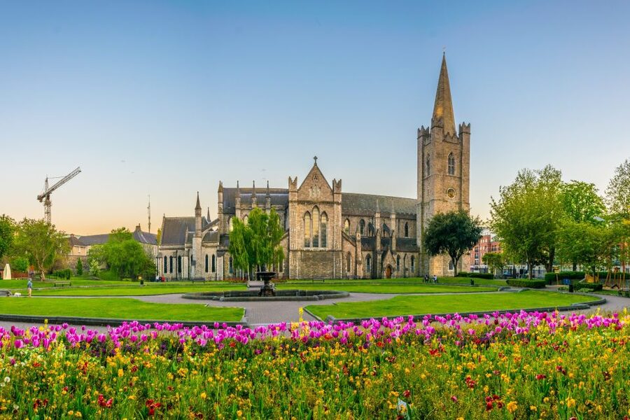 Eco Bike Tour of Dublin City Top Attractions and Nature - Trinity College, Molly Malone, and Temple Bar
