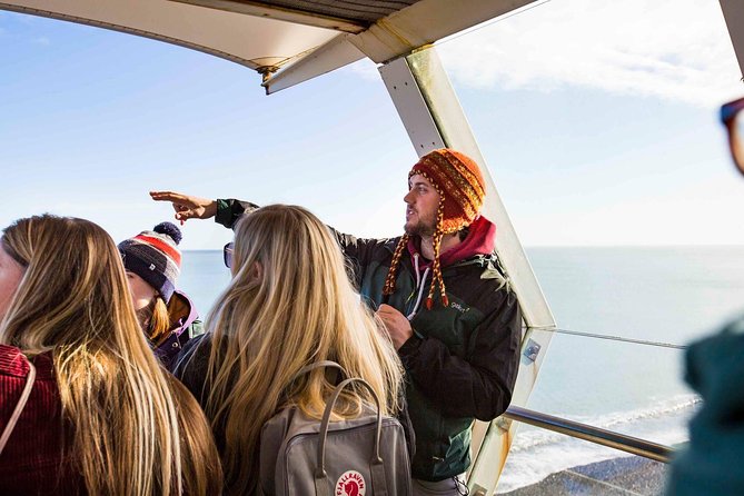 Essential Private Dublin walking tour for up to 6 people - A short passage through Dublin’s shopping street