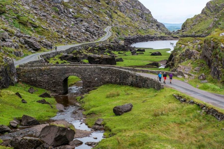From Cork: 9-Hour Guided Ring of Kerry and Killarney Tour - Lunch in Sneem, with your own choices and costs