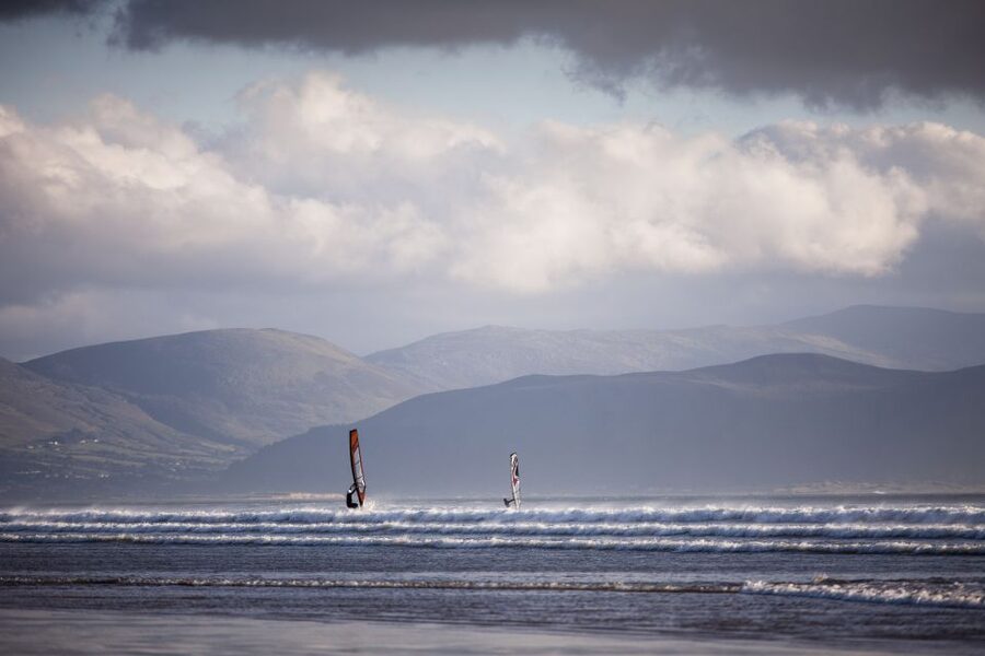 From Cork: Full-Day Guided Tour to Dingle Peninsula - Slea Head puts the Atlantic in front of you