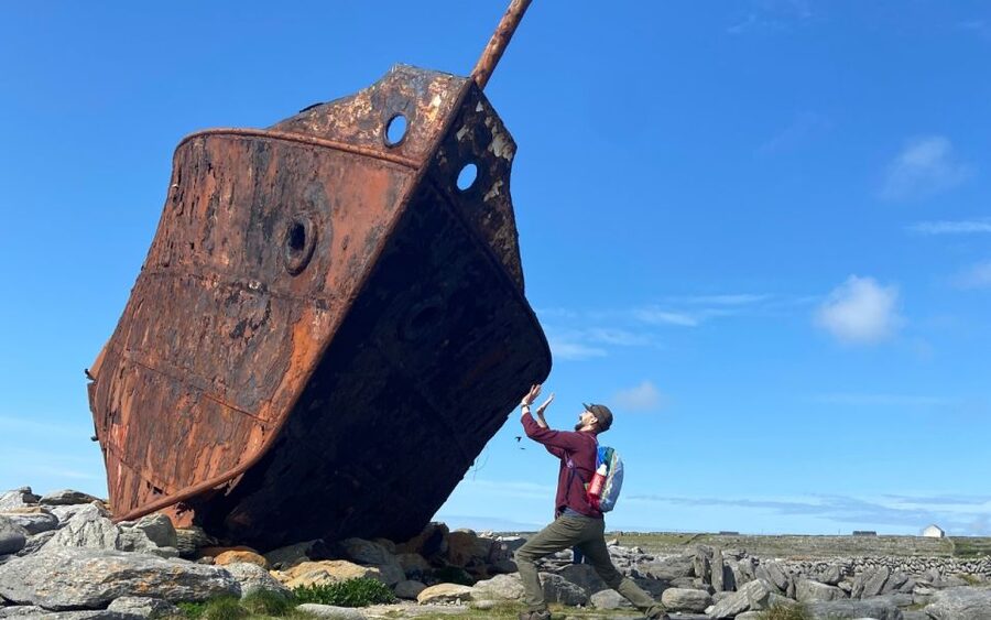 From Doolin: Day Trip to Inisheer with Bike or Bus Tour - Is the $142 price good value?