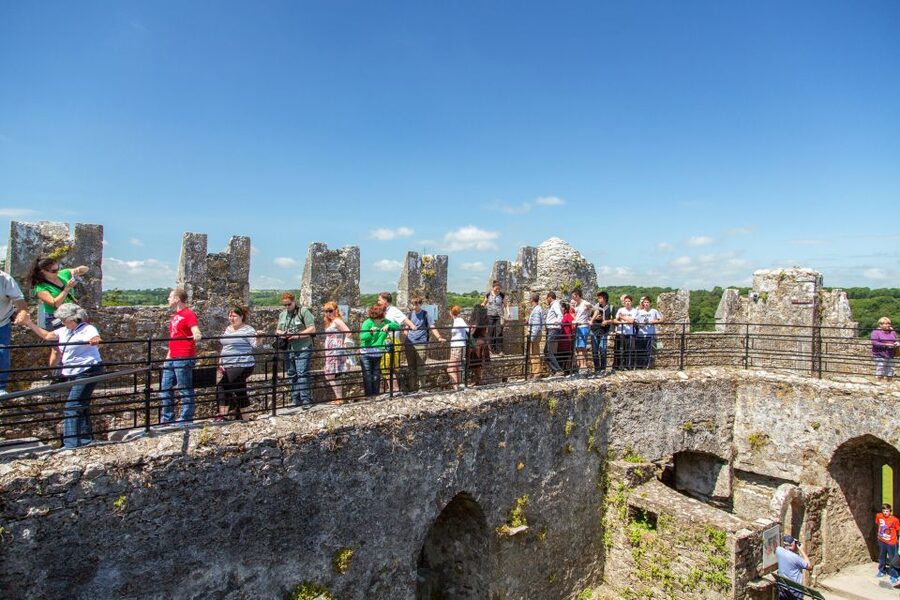 From Dublin: Blarney, Rock of Cashel and Cahir Castles Tour - The bus ride: comfort matters on a 12-hour day