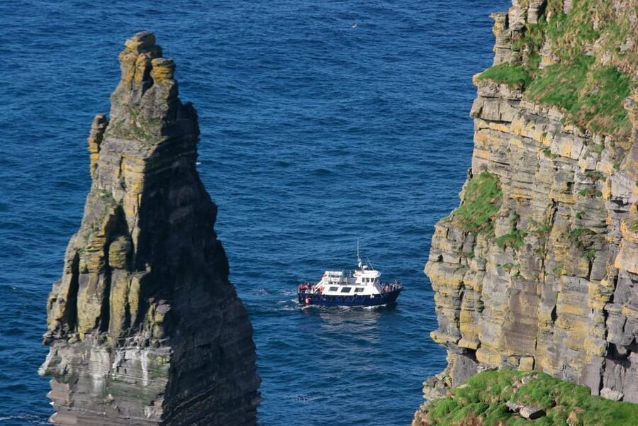 From Dublin: Cliffs of Moher, Boat Tour & Aillwee Cave - Weather, clothing, and small choices that matter