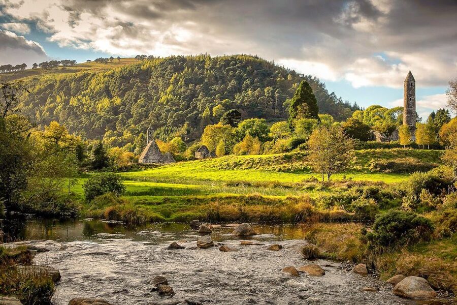 From Dublin: Glendalough & Wicklow Mountains Morning Tour - Leaving Dublin for County Wicklow