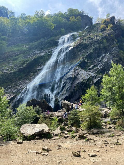 From Dublin: Powerscourt House, Guinness Lake & Glendalough - Your guide can make or break the day