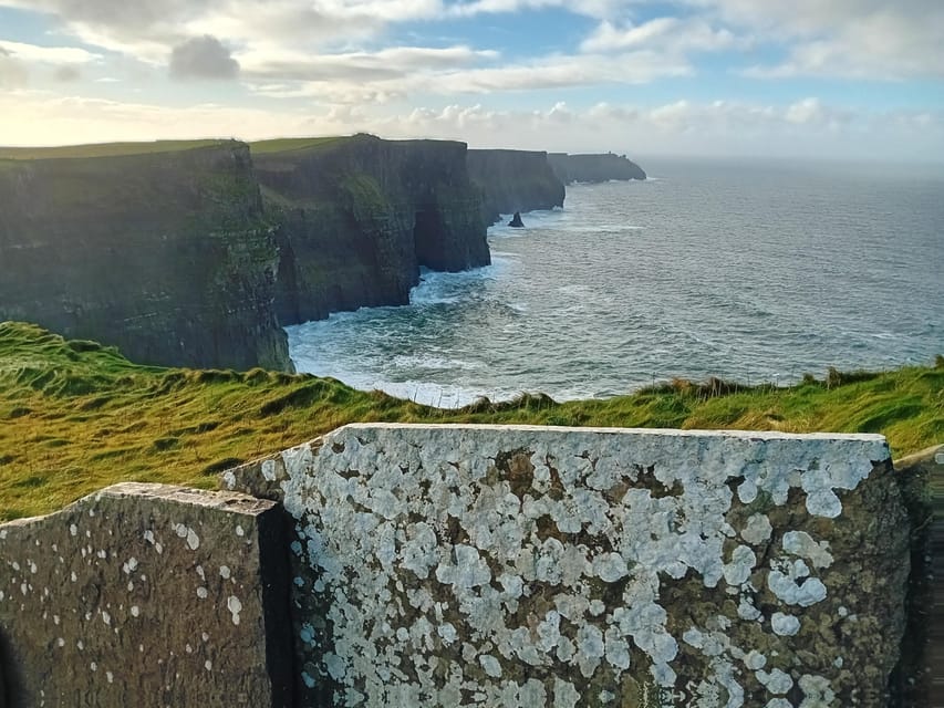 From Dublin: Private Cliffs of Moher Tour - Dunguaire Castle near Kinvarra