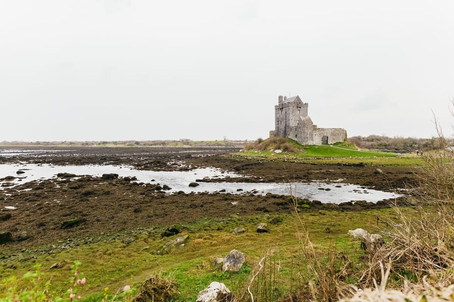 From Galway: Cliffs of Moher and The Burren Guided Day Trip - Doolin lunch: a taste of the coast