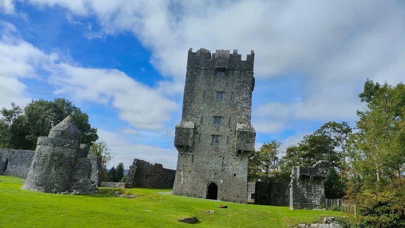From Galway:Connemara, Kylemore Abbey & Castles Private Tour - Recess and the story of Connemara Marble