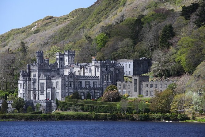 From Galway: Guided tour of Connemara with 3 hour stop in Kylemore Abbey - Sky Road and the Atlantic from above