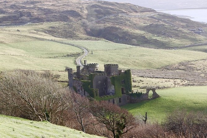 From Galway: Guided tour of Connemara with 3 hour stop in Kylemore Abbey - Screeb Lough and Pine Island photo stops