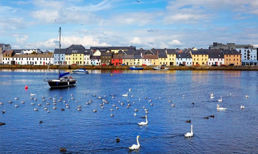 Galway: Best of Galway City & Claddagh Walking Tour - Connect the Claddagh village with the famous ring