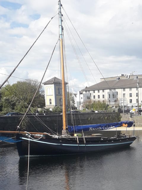 Galway City: Guided walking tour with an expert - Starting at Eyre Square and finding Galway’s center
