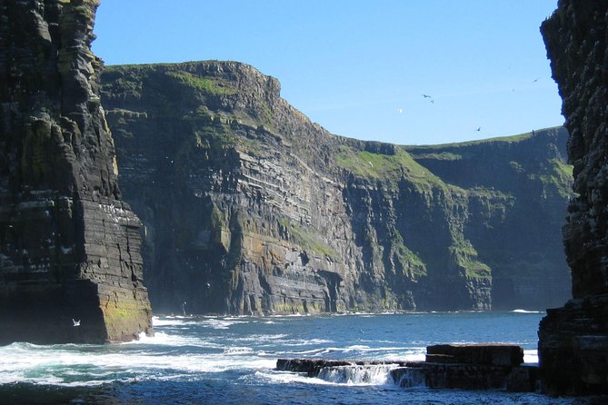 Galway to Aran Islands Inisheer, Doolin, Cliffs of Moher Day Tour - Why the guide can make or break the day