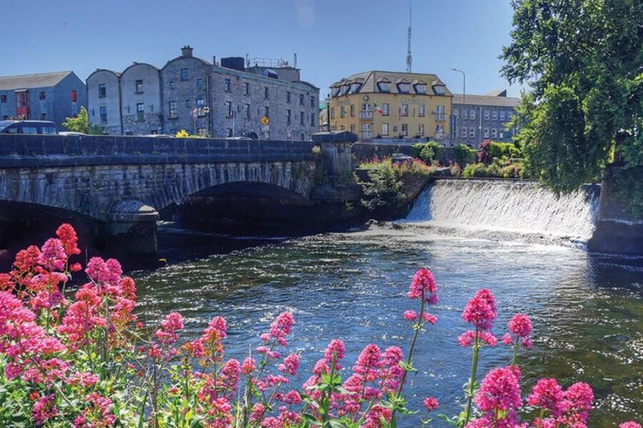 Galway: Welcome to Galway Walking Tour - The history is lively, not overloaded