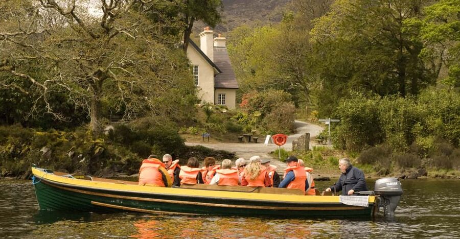 Gap of Dunloe Tour by Foot & Boat - Walking seven miles beneath Purple Mountain