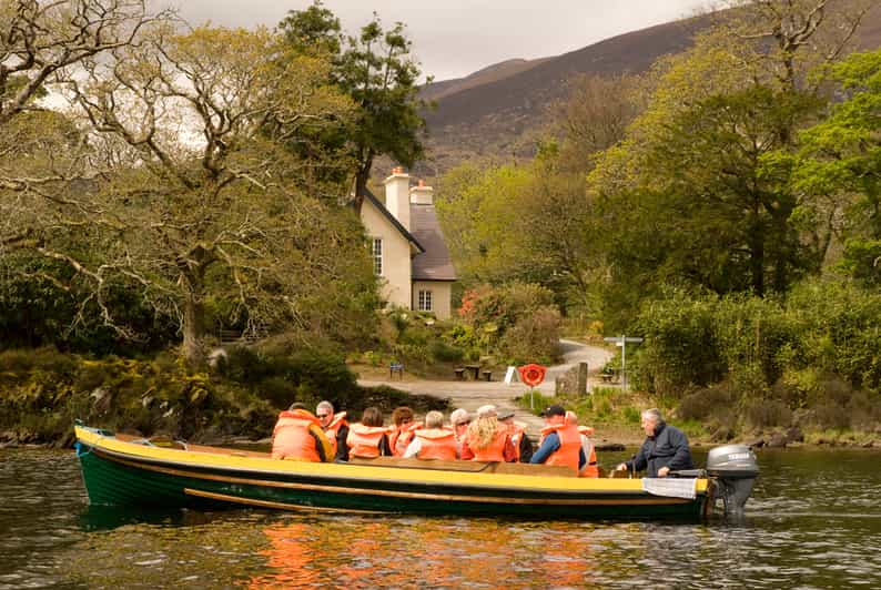 Gap of Dunloe Tour by Foot & Boat - Kate Kearney’s Cottage and the start of the pass