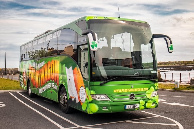 Giant's Causeway Day Tour from Dublin - Belfast in one hour near City Hall