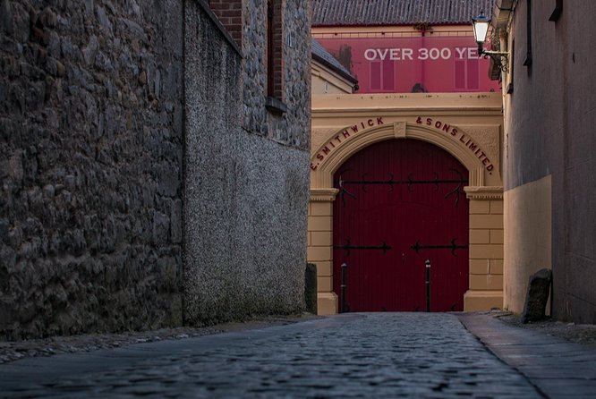 Guided tour of Kilkenny in French with an Irish guide - Black Abbey and St. Mary’s Cathedral