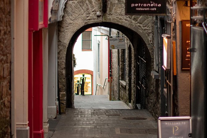 Guided tour of Kilkenny in French with an Irish guide - Kilkenny Castle and the Butler family