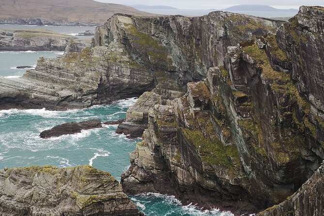 Guided Tour The Ring of Kerry, Skellig Ring and Valencia Island - Muckross Road and the old-style journey through the park