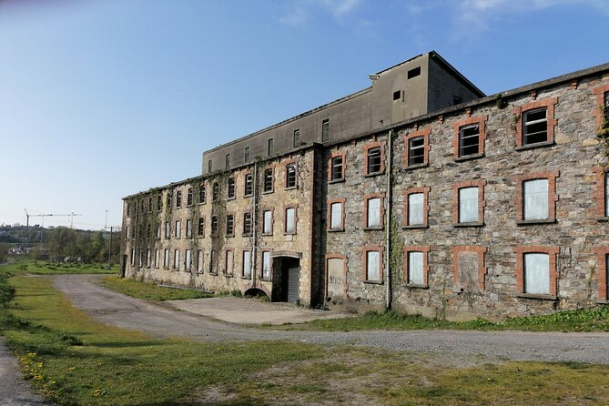 Guided Walking Tour in stunning county Waterford Ireland - The curved viaduct and Flahavan’s Mill