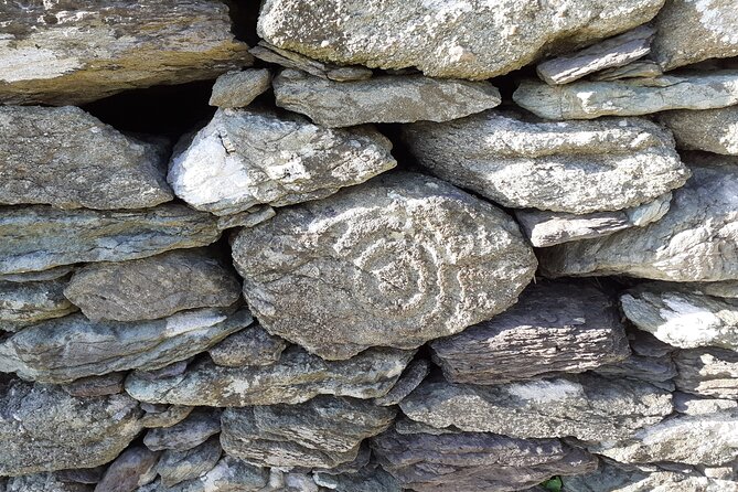 Historical Walking Tours in Valentia and the Skellig Region - The signal tower and the wide Kerry view