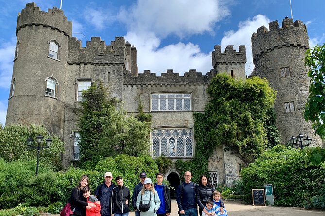 Howth y Malahide in italiano - Why Malahide makes a strong first stop