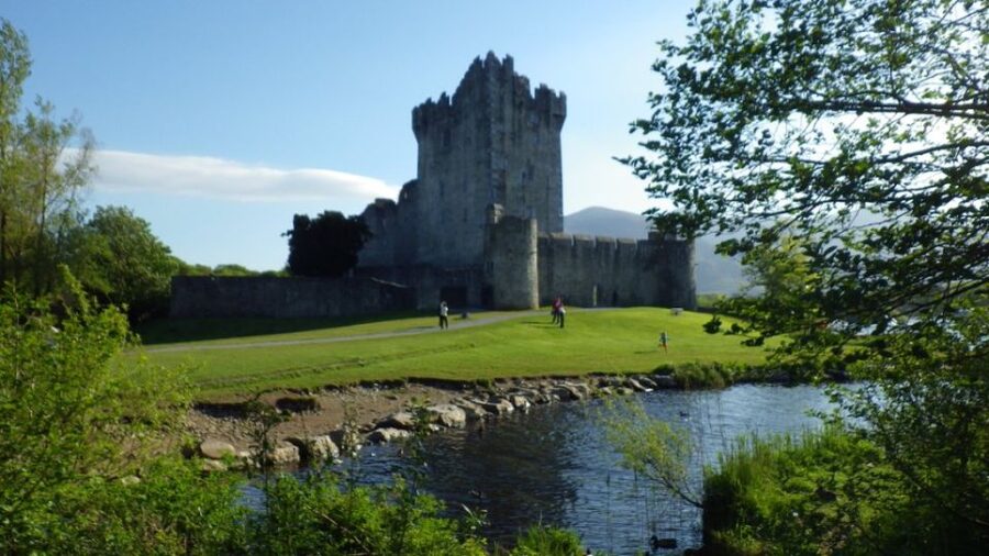 Ireland: Blarney Castle, Kilkenny & Irish Whiskey 3-Day Tour - Should you book it?