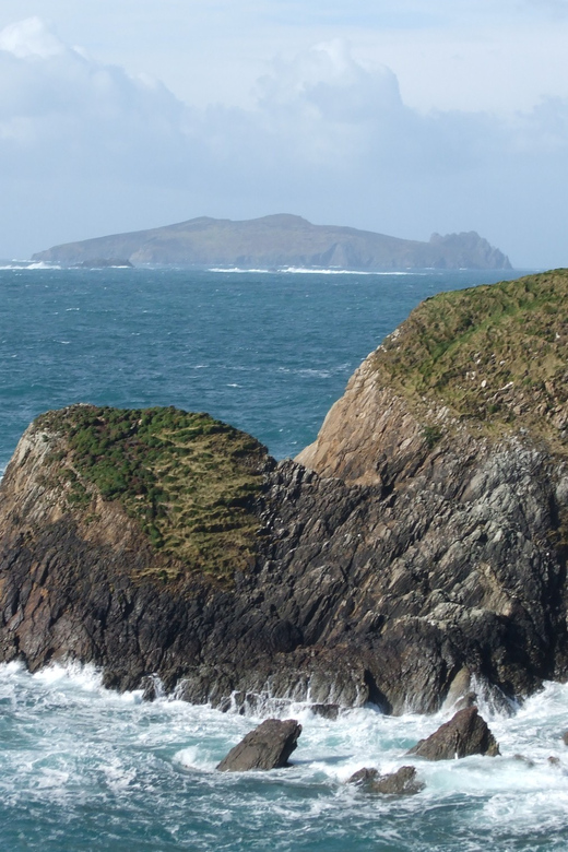 Ireland: Dingle Peninsula Day Tour - The small coach makes the roads easier