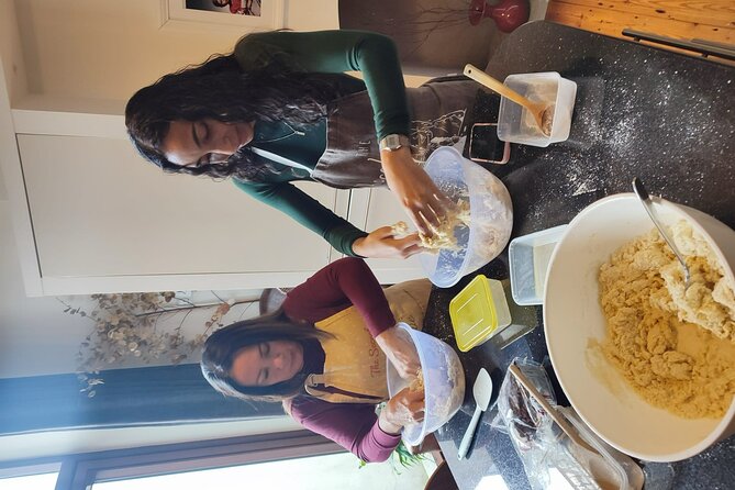 Irish Baking Class: Granny's Apple Cake, Traditional Scones - Why this little class works so well