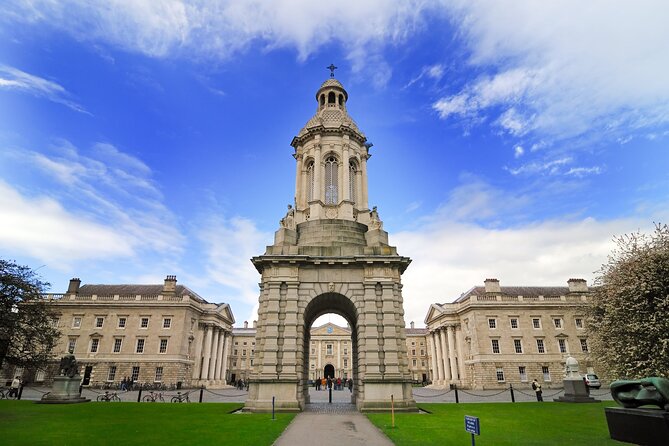 Kid friendly Dublin Highlights Private Guided Tour for Families - Four Dublin sights, one family-sized route