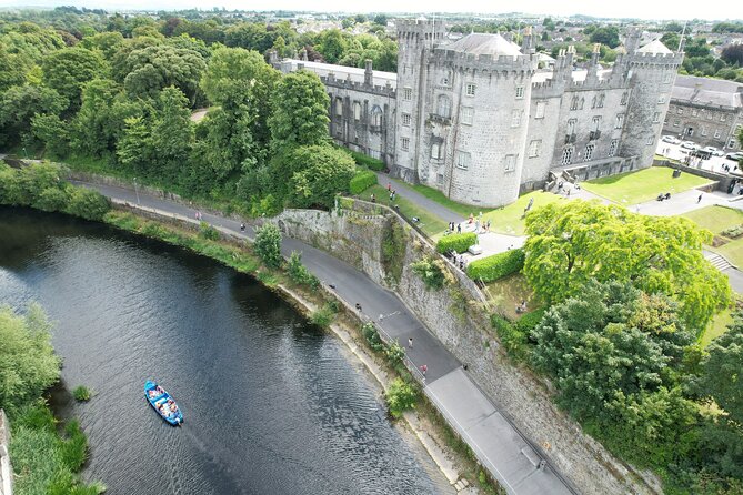 Kilkenny Boat Trip - Seeing Kilkenny from Canal Square