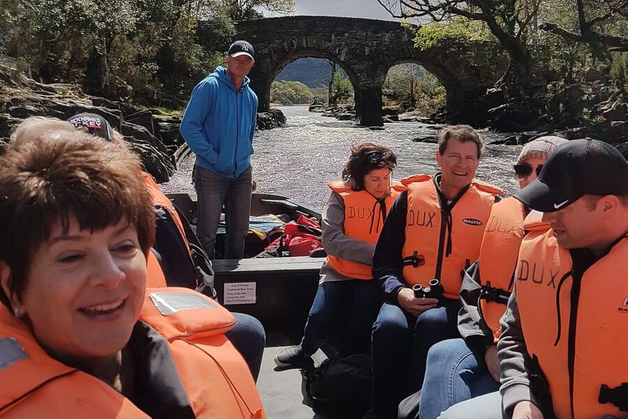 Killarney: Gap of Dunloe Pony, Trap & Traditional Boat Tour - Two hours across Killarney’s three lakes
