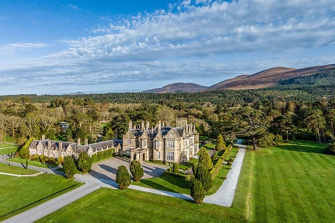 Killarney Hop - On, Hop - Off Tour - Ross Castle and the lakeside start