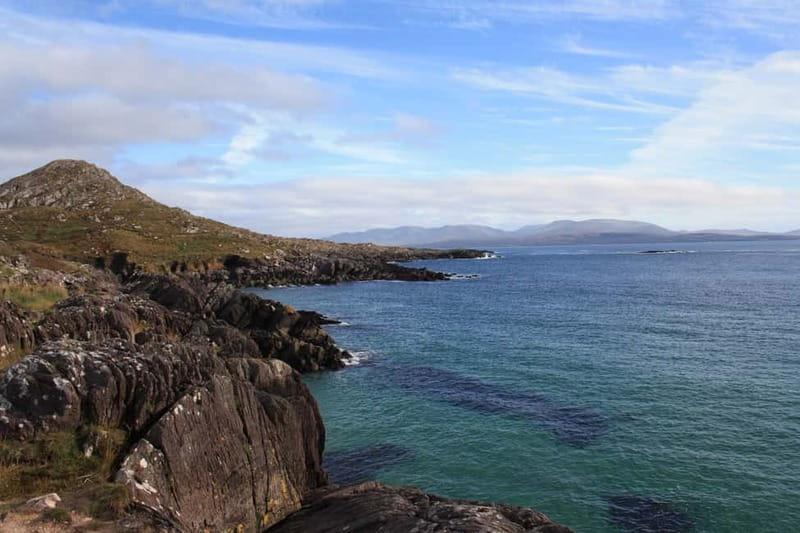 Killarney: Ring of Kerry Bus Tour - Moll’s Gap and MacGillycuddy’s Reeks