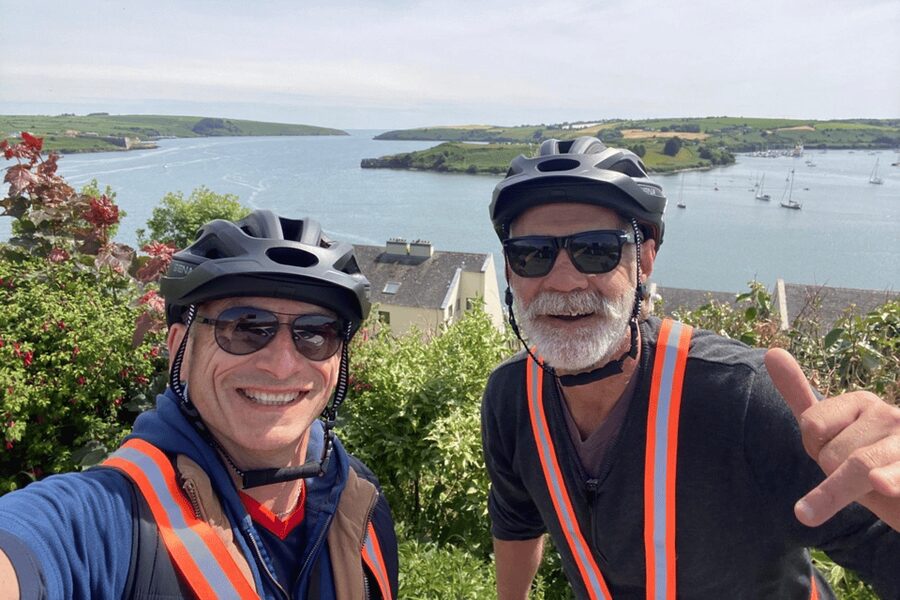 Kinsale: Guided eBike Sightseeing Tour - Local Stories Make the Difference