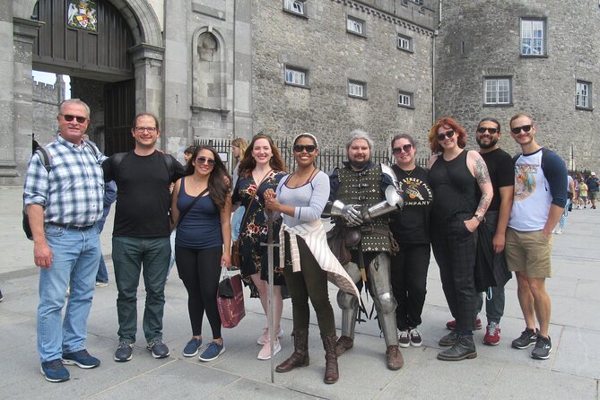 Knight For Hire Tour - Shee Alms House and the working city