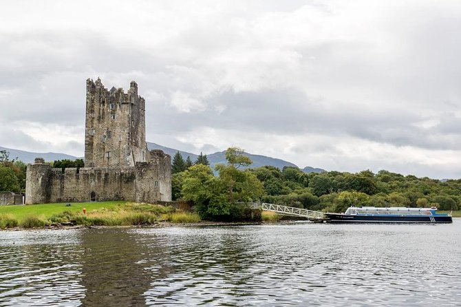 Lakes of Killarney Cruise - MacGillycuddy Reeks and Carrauntoohil