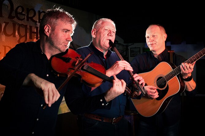 Merry Ploughboys Irish Night Dublin Admission Ticket - Dinner first, music afterward