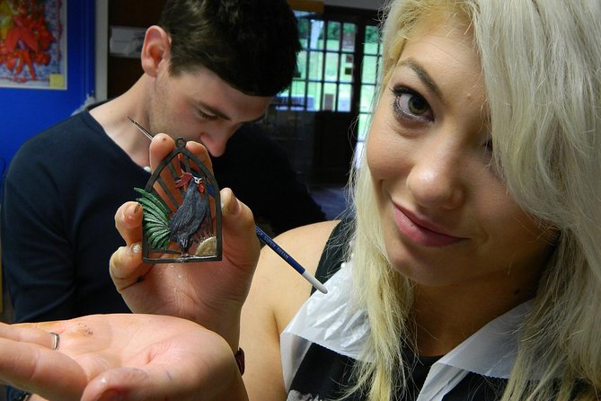 Paint a Metal Miniature - Painting the Primed Figure With Acrylics