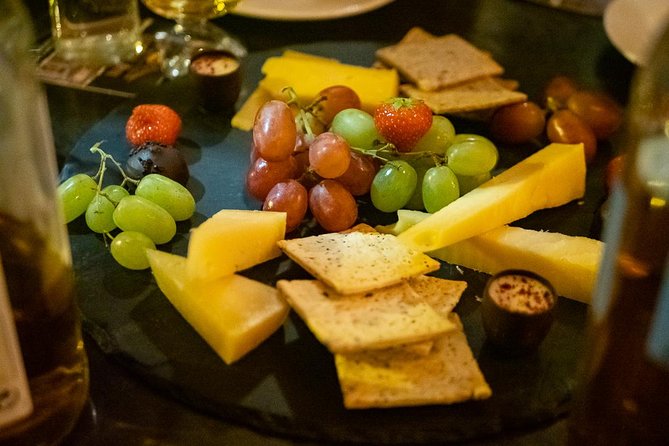Premium Whiskey and Food Tasting in Dublin - A guide-led lesson with a relaxed tone