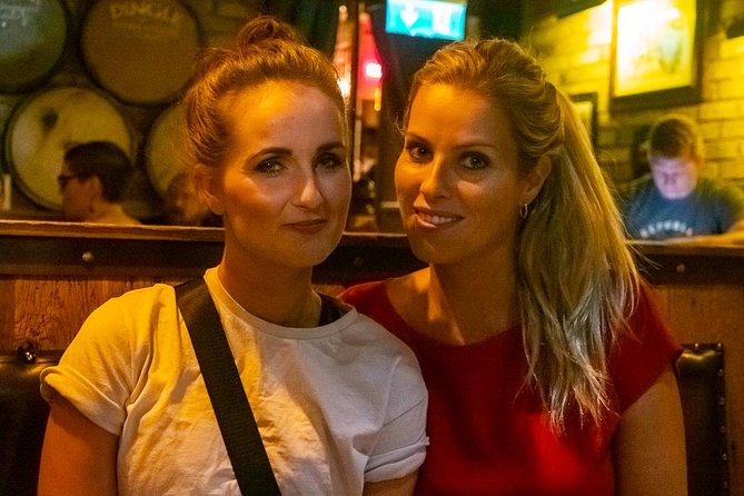 Premium Whiskey and Food Tasting in Dublin - Walking through central Dublin to The Palace Bar