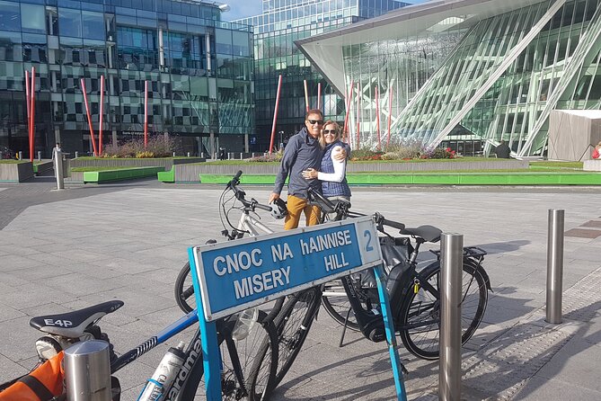 Private Dublin Historical and Heritage Tour by Bike - War Memorial Gardens and the River Liffey cycleway
