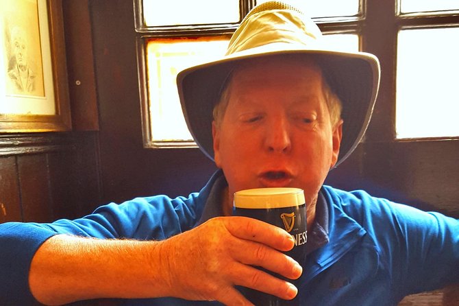 Private Dublin Pub Odyssey: Storytelling, and Pub Culture - A traditional music pub and the value of walking