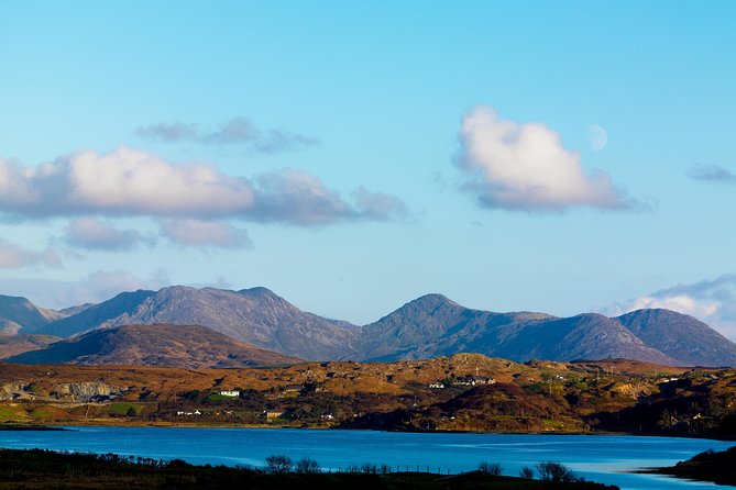 Private Half Day Tour To Connemara - Sky Road and the Twelve Bens backdrop