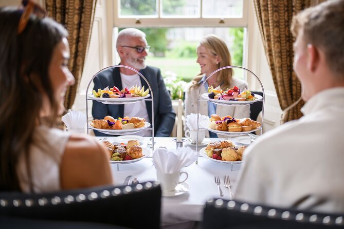 Private Jaunting Tour and Afternoon Tea in Killarney - Along the Lakes of Killarney