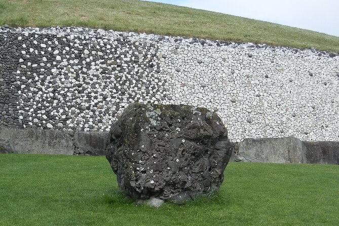 Private Luxury Tour of Newgrange and The Hill of Tara - Newgrange, Ireland’s prehistoric showpiece