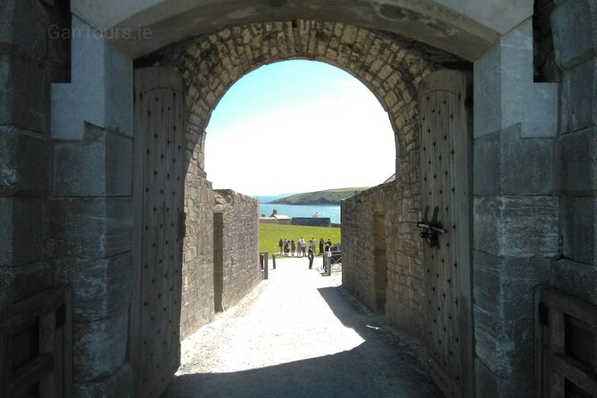 Private Tour: Classic Cork Tour visiting Blarney Castle & Kinsale - The road time is part of the tour