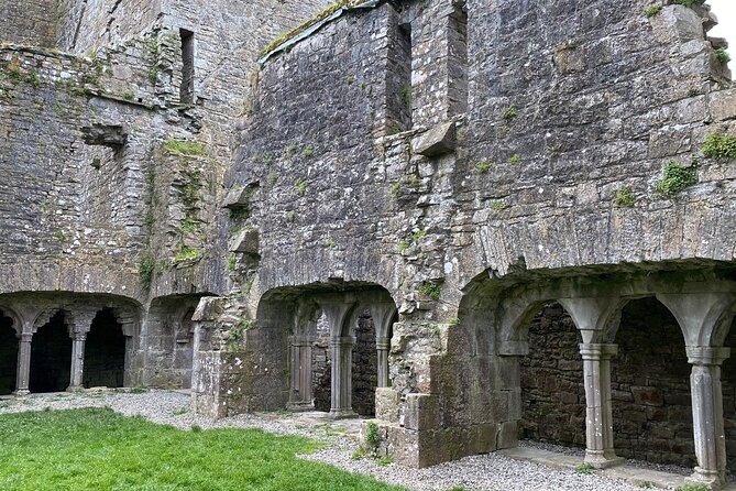Private Tour from Dublin: Hill of Tara Trim Castle, Celtic sites - Bective Abbey and a Countryside Pause