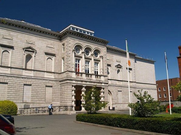 Private Tour of Dublin Museums (Walking Tour) - What the three-hour route actually gives you